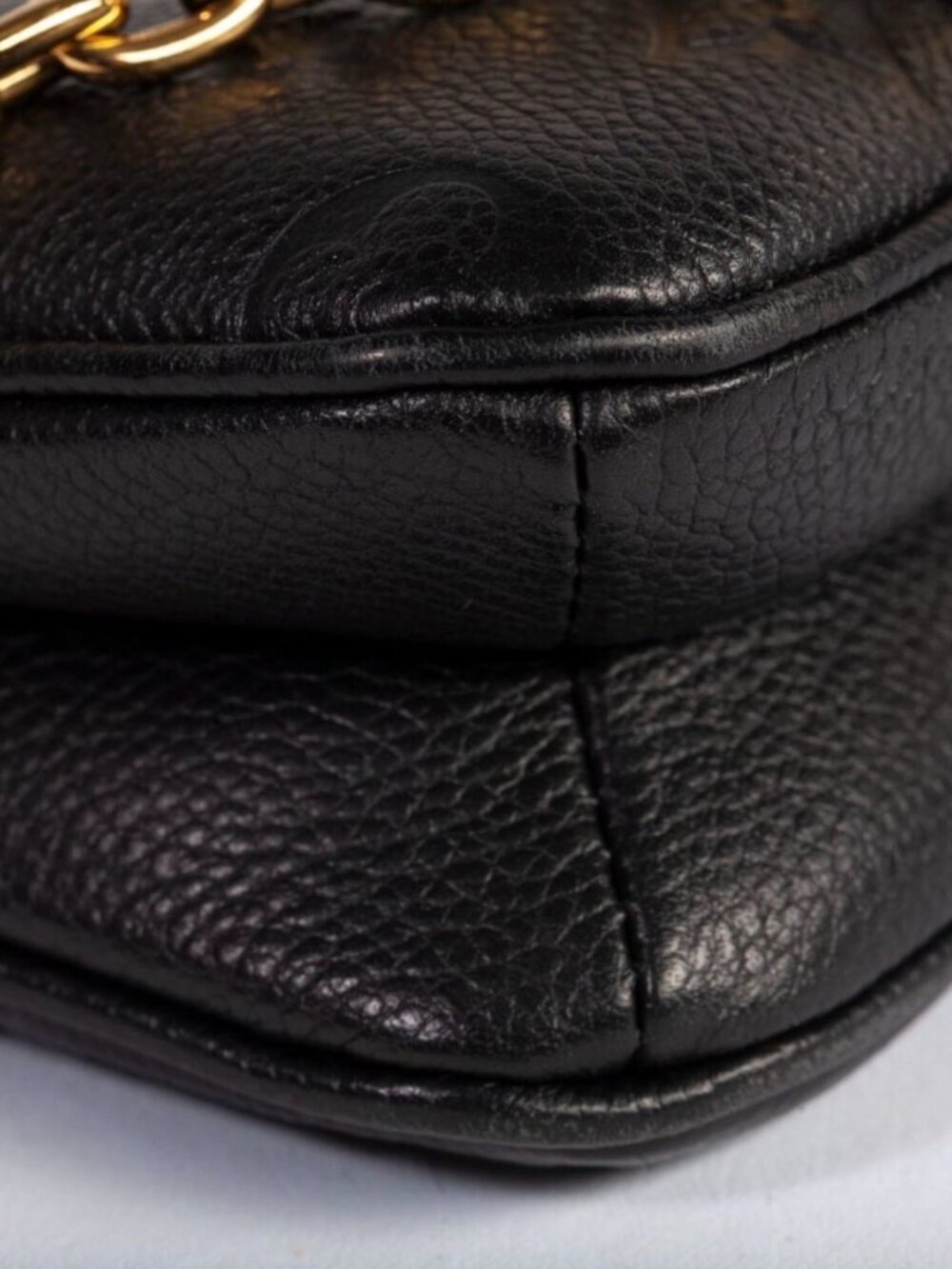 Authentic Louis Vuitton Black Monogram Empreinte Leather Liv Pochette - Picture 6 of 8